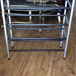 3-Tier Expandable Floor Shoe Rack with Room for up to 18 Pairs - Black