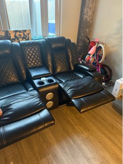 Recliner couches