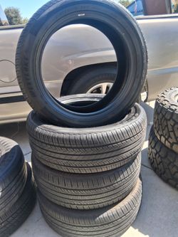 215/55R18