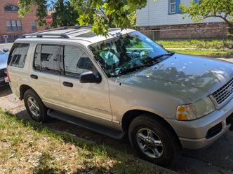 2004 Ford Explorer