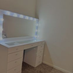 Vanity 