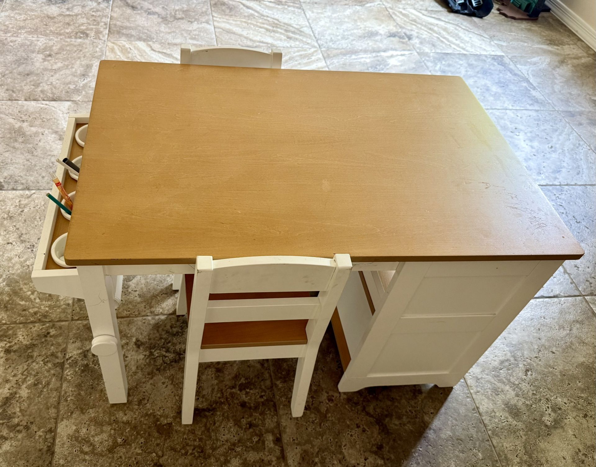 Kids Arts & Crafts Table / Desk + 2 Chairs