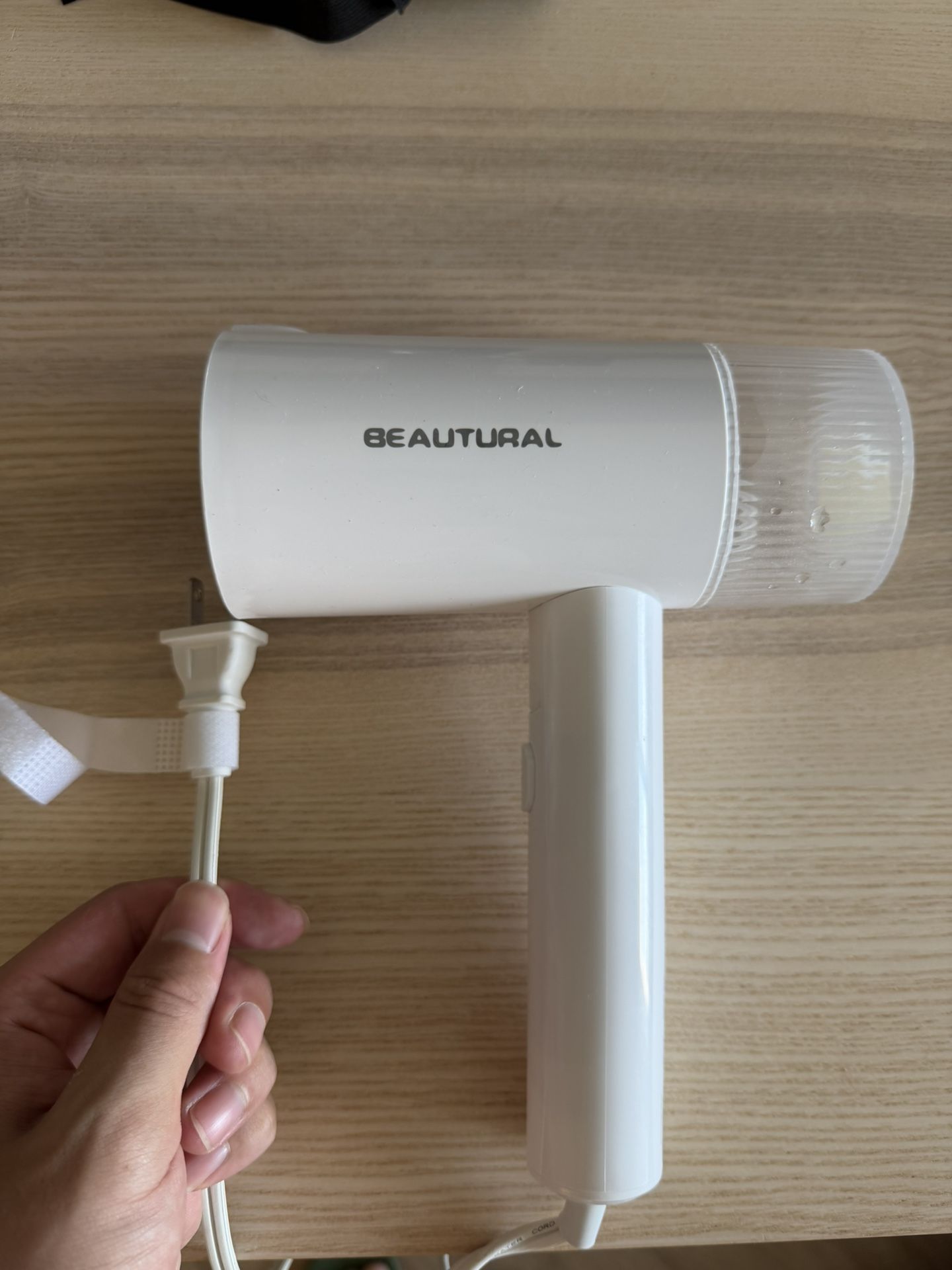 Cloth steamer Handhold!