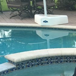Pool basketball hoop