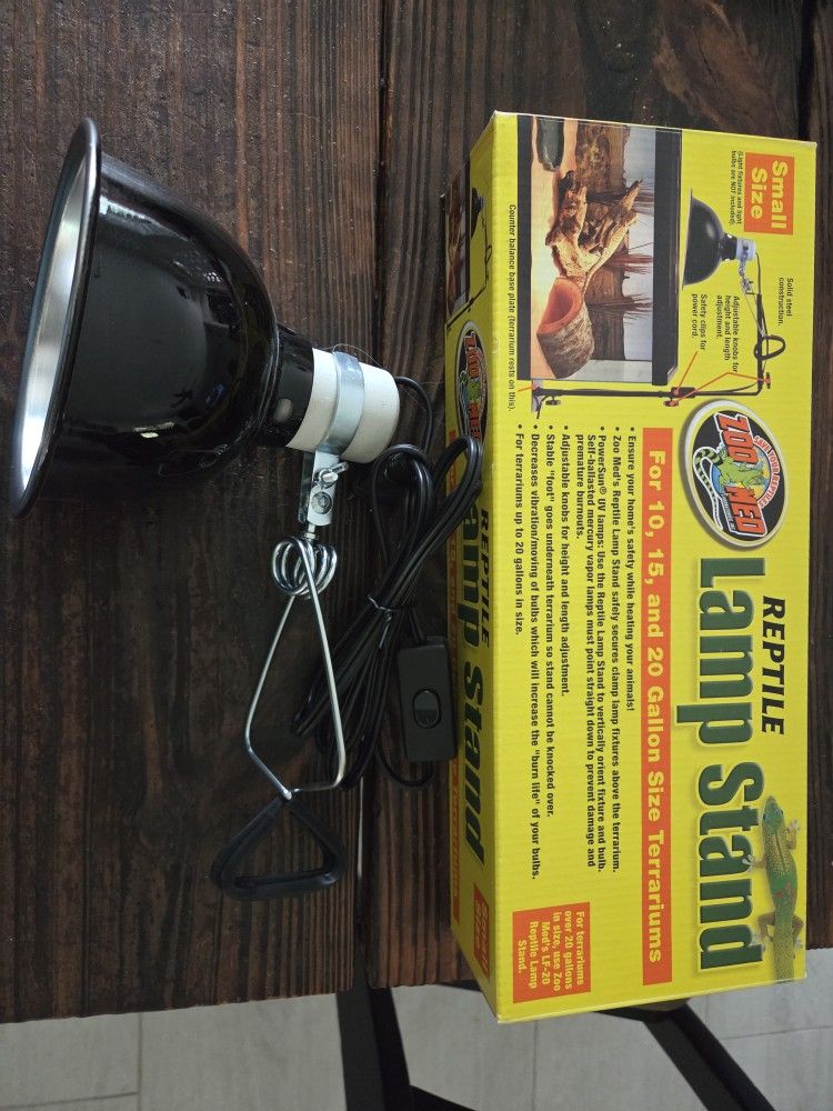 Reptile Heat Lamp W/ Adjustable Stand