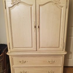 Armoire