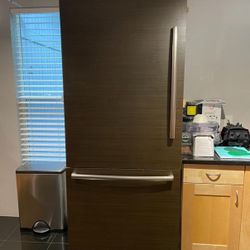 Excellent Condition Thermador Refrigerator 