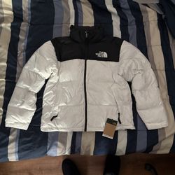 The North Face 1996 Retro Nuptse Puffer Jacket White Size M