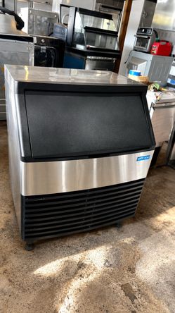 Ice Marker - Undercounter Ice Machine