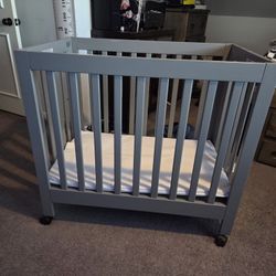 Babyletto Mini Crib