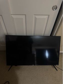 ROKU TV