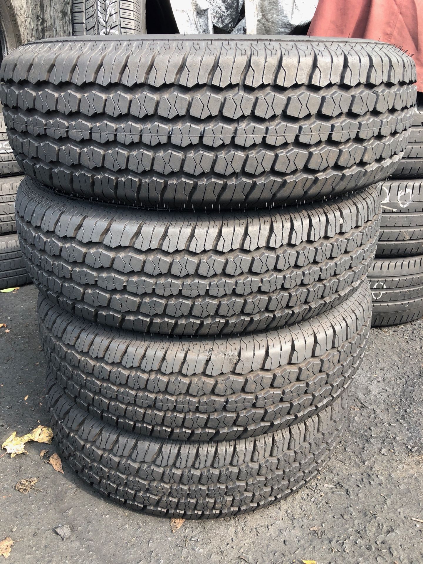 235/75/15 Futura scrambler a/p set of 4 tires 80-90% tread EXCELLENT CONDITION 200$ for 4 tires .