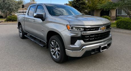 Chevrolet Silverado 1500 Crew Cab Pickup Truck