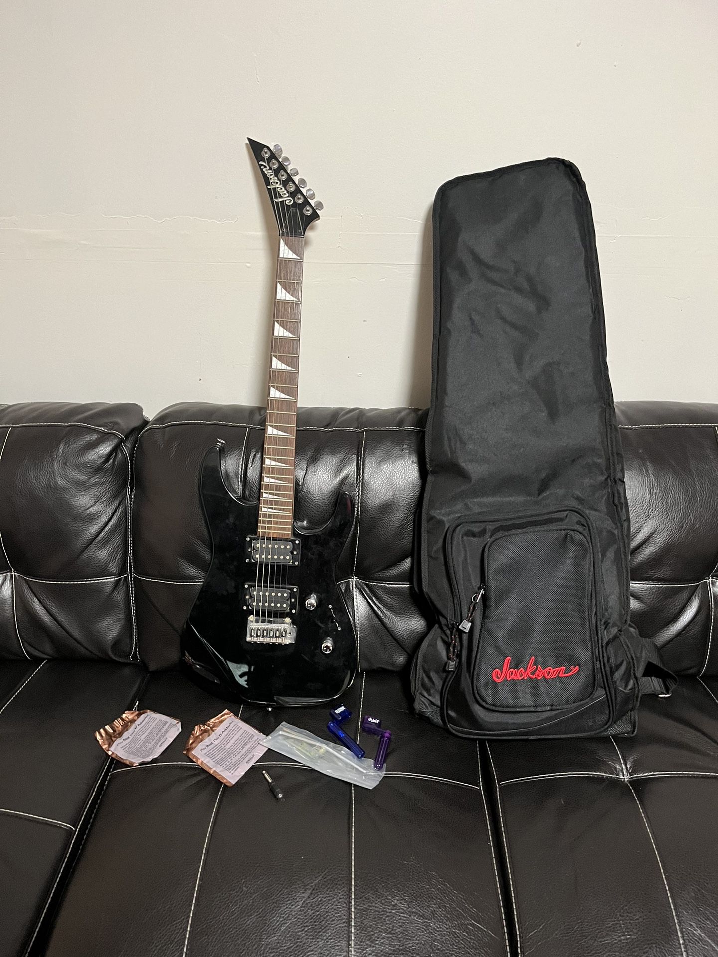 Jackson Guitar Idk Much About Guitars ( Very Flexible With Price)