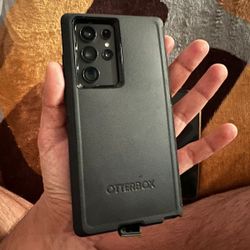 Samsung Galaxy S22 Ultra 1 TB + Galaxy Watch 4