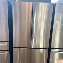 GE Fridge 