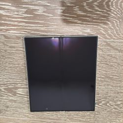 Samsung Fold6( Never Used)