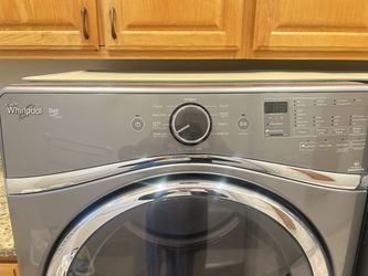 Whirlpool Duet Gas Dryer And Electric Washer 
