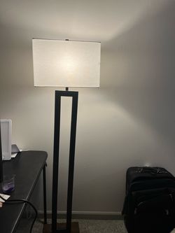 Floor lamp