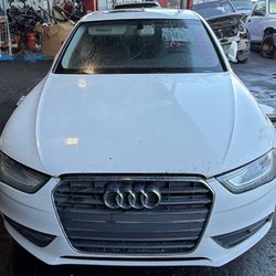 AUDI A4 2.0 2013 - FOR PARTS - POR PARTES 