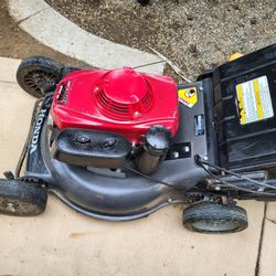 Honda Lawn Mower Comercial