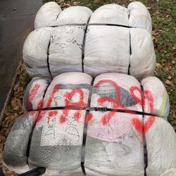 2 Large Bales of Bed Sheets & Comforters – Bulk