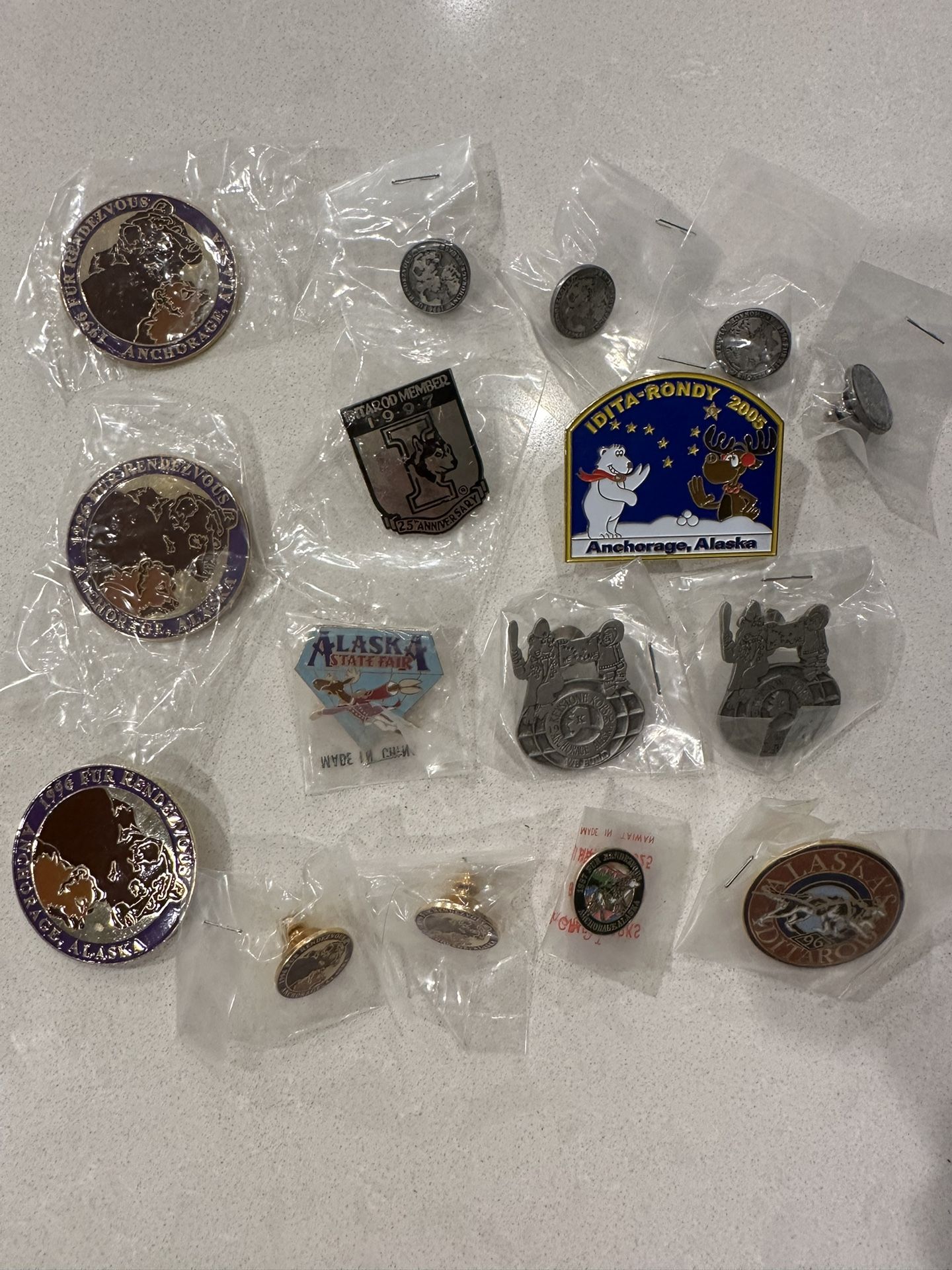 Lot Of 16 Alaska Pins