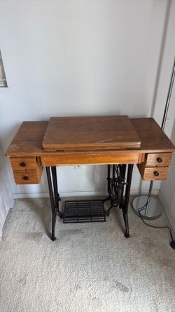 Singer sewing machine