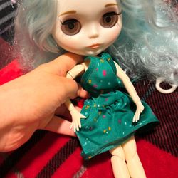 Neo Blythe doll with working sleep eyes (4 Eye Colors)