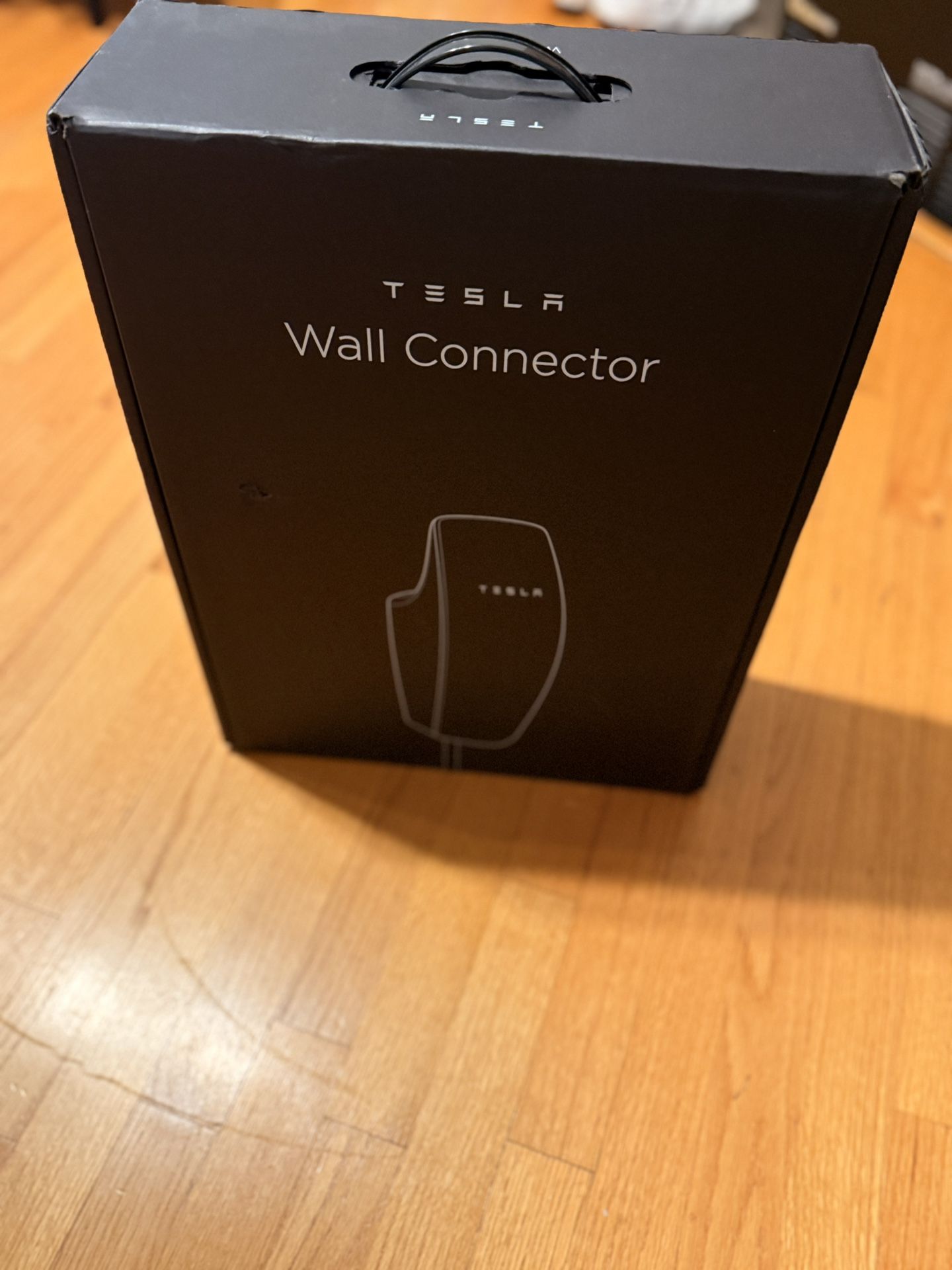 Tesla Wall Connector 