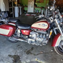 1999 Honda Valkyrie 