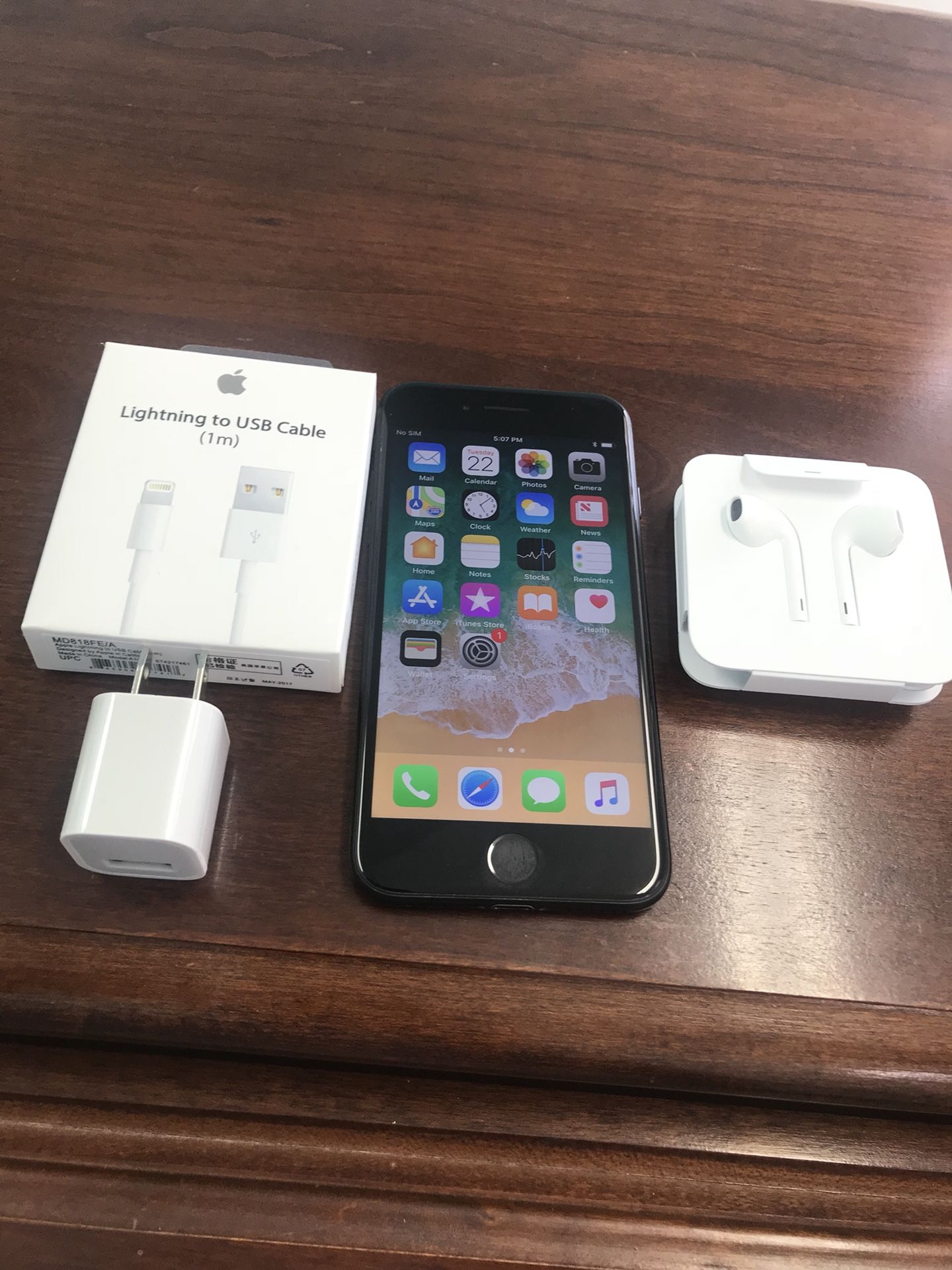 iPhone 7 unlocked for any service 128GB