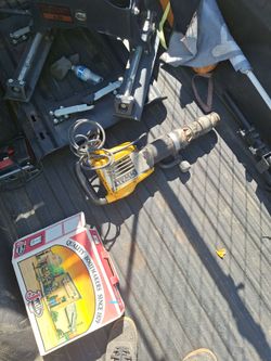Dewalt jack hammer