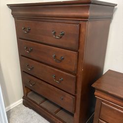 Dresser Set 