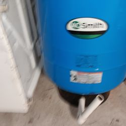 Water Tank With Motor