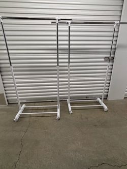 Clothing rack