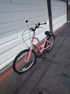 Lady's 26" pink townie 3 speed