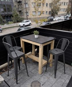World Market Bar Top + 4 Metal Bar Chairs (Outdoor)