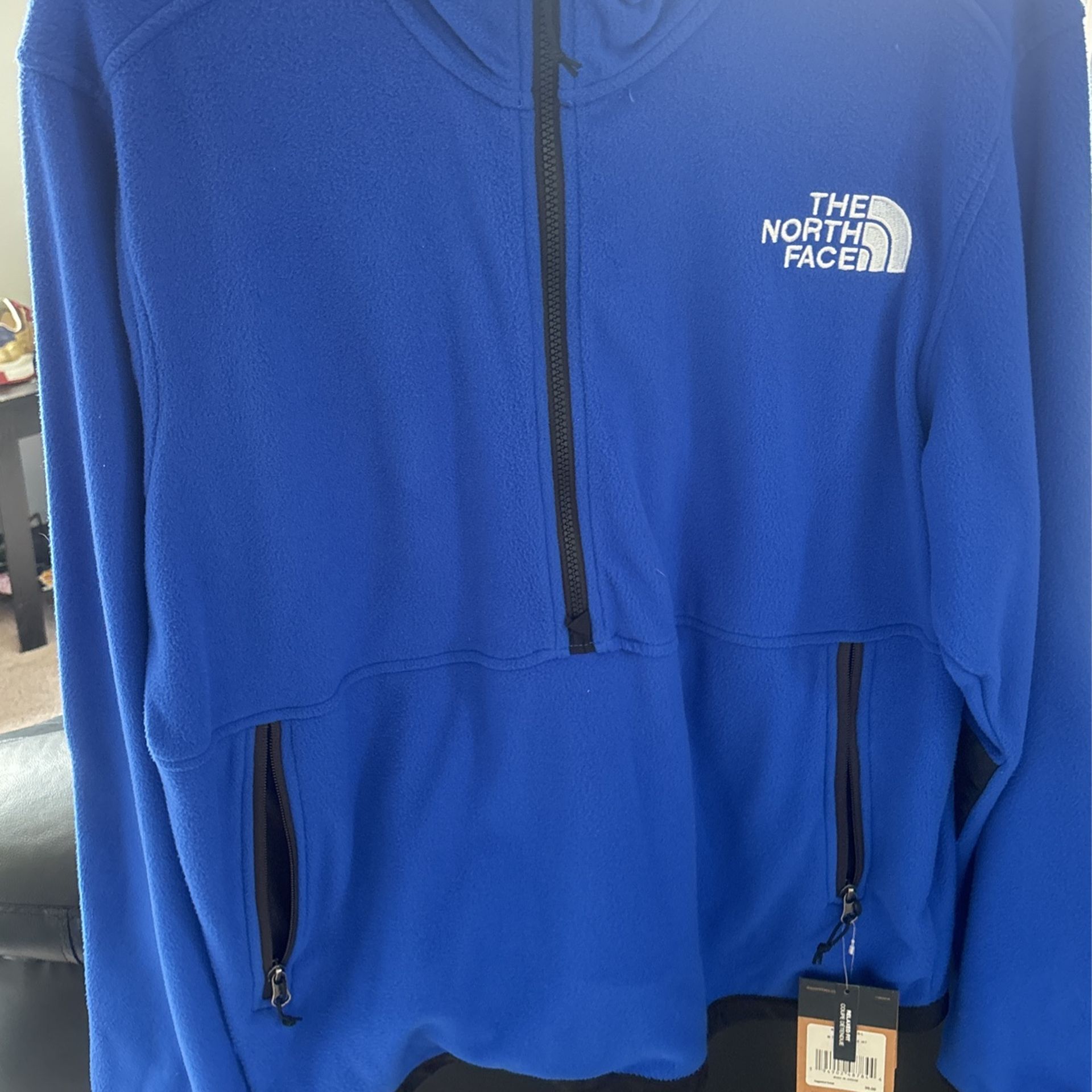 NORTH FACE SWEATER Size L