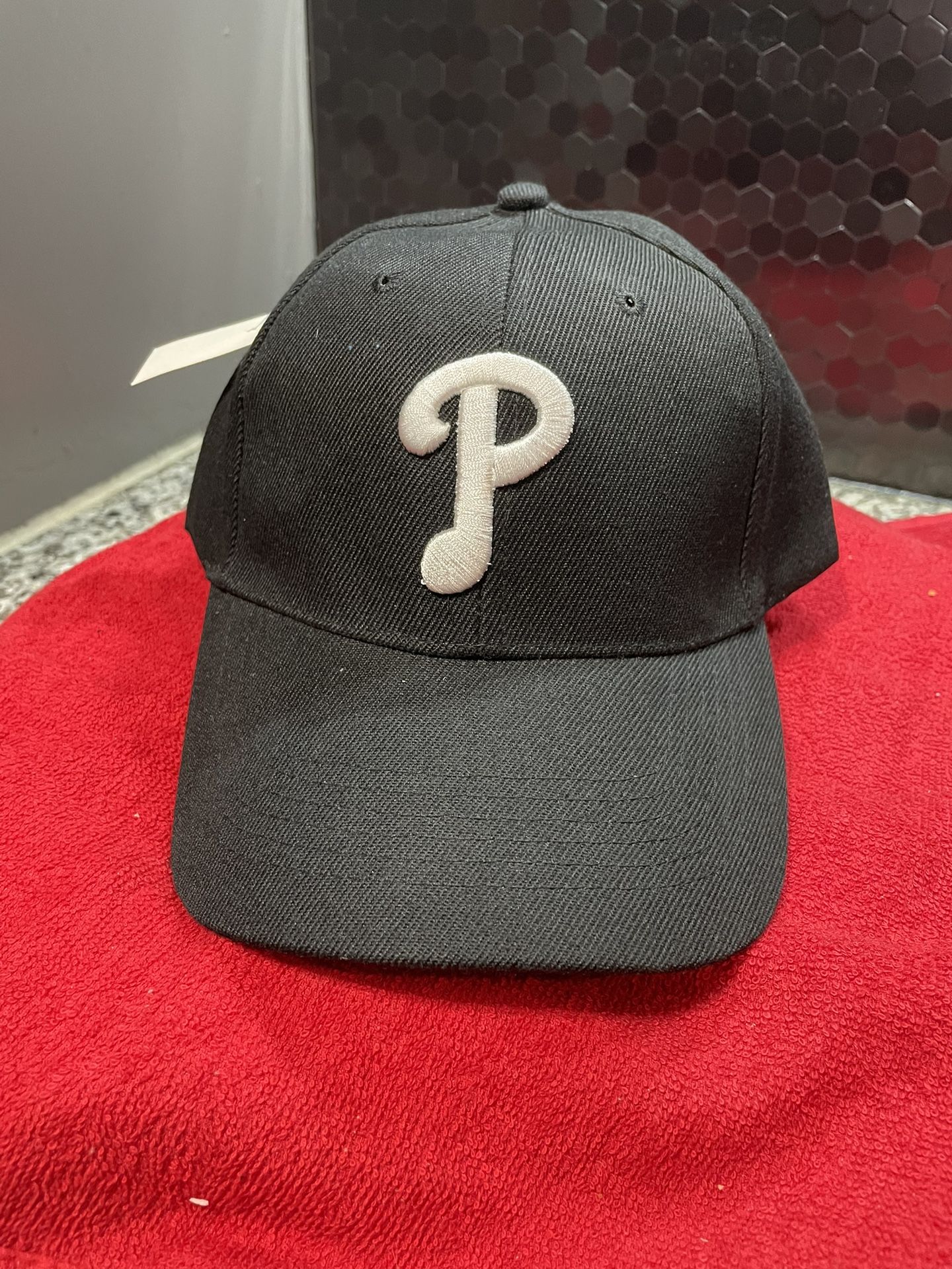 (Rare) Phillies Phanatic fitted hat for Sale in Philadelphia, PA - OfferUp