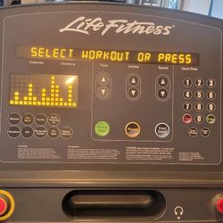 Life Fitness Treadmill 