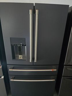 Refrigerator Cafe w-36