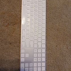 Apple Magic Keyboard A1843