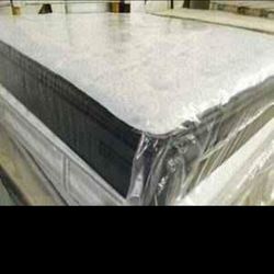 King size new thick pillow top bed can deliver 