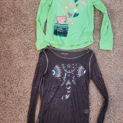 Girls 10 Gapkids greenwood box 3/4 sleeve. Mudd black elephant. Items 2. LOT 02