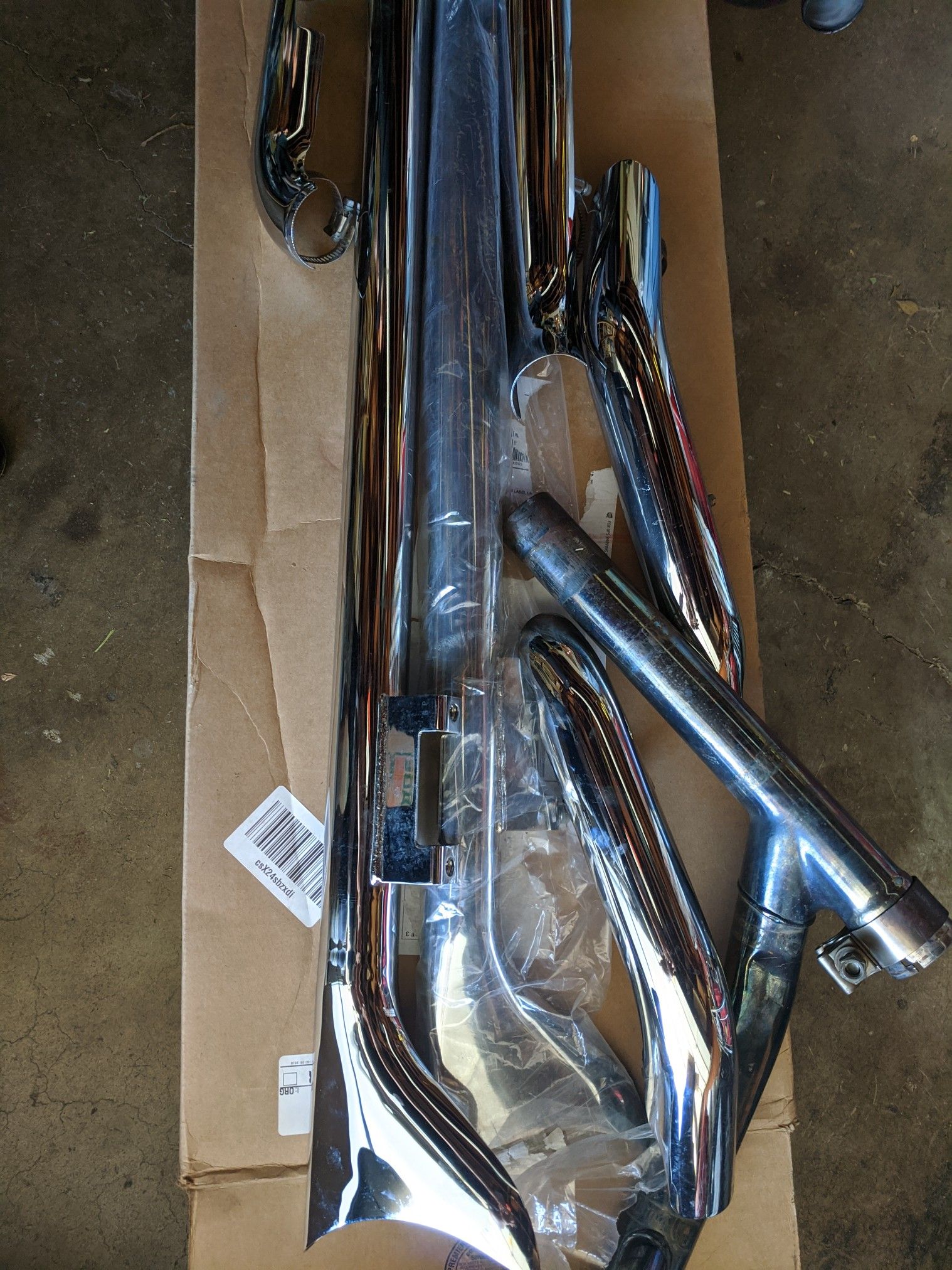 2007 Harley Davidson Road King exhaust with fishtail slipons for Sale