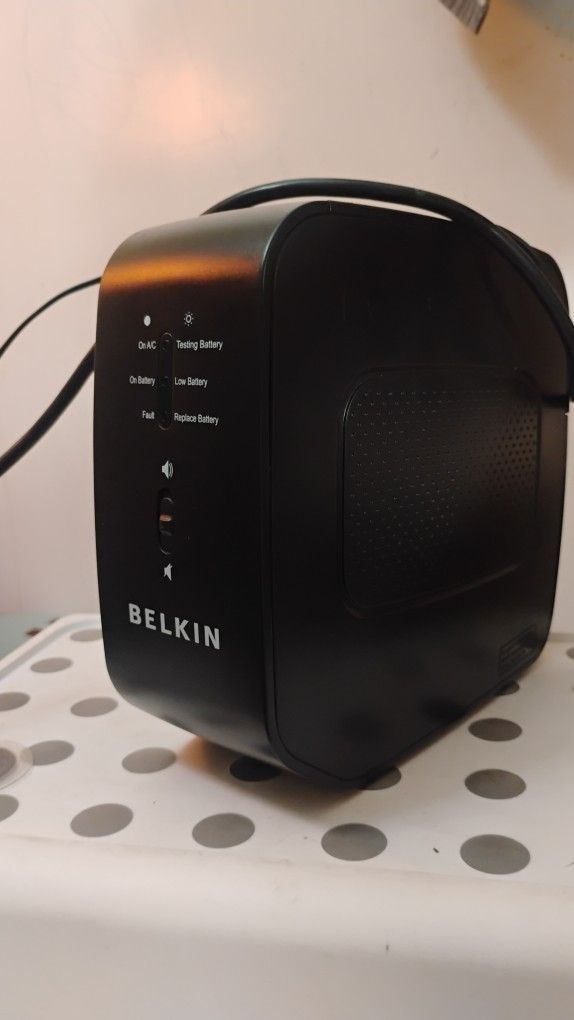 Belkin 12V Backup Power – Like New