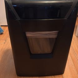 Staple Shredder