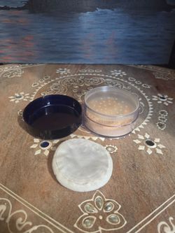 Maybelline Shine Free Oil-Control Loose Powder Light