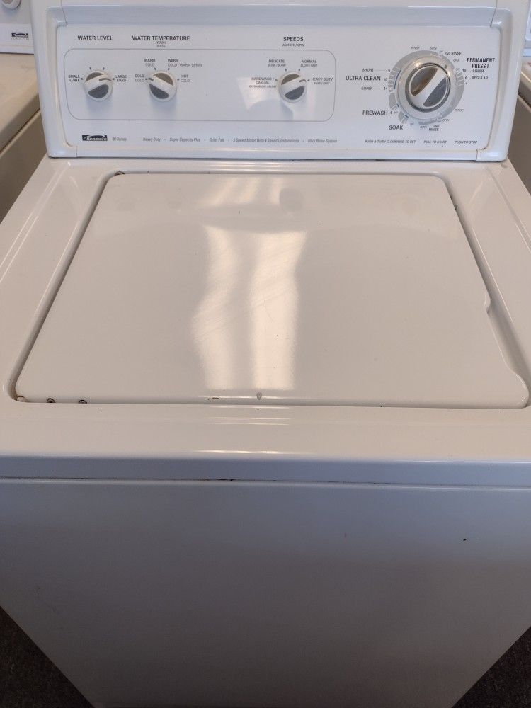 Nice Kenmore Washer In Like New Condition